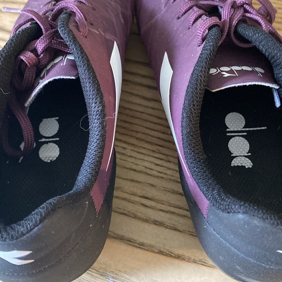 Diadora kids Soccer cleats size 8.5 - Picture 8 of 11